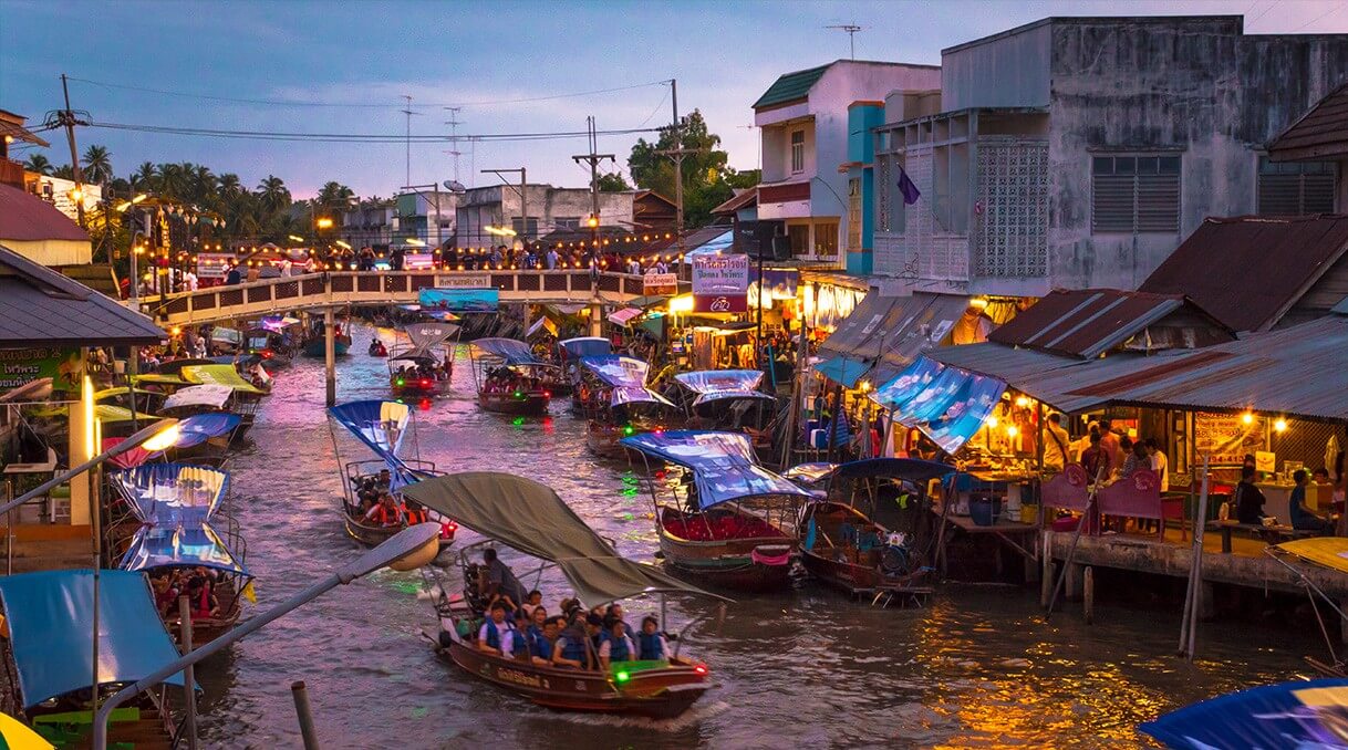Amphawa-Evening-floating-market.jpg