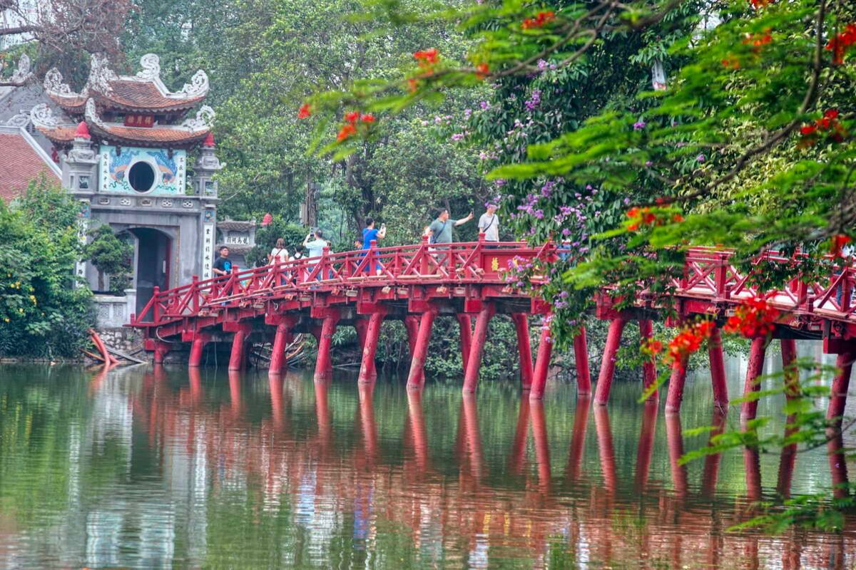 attractions in hanoi vietnam Ngoc Son Temple