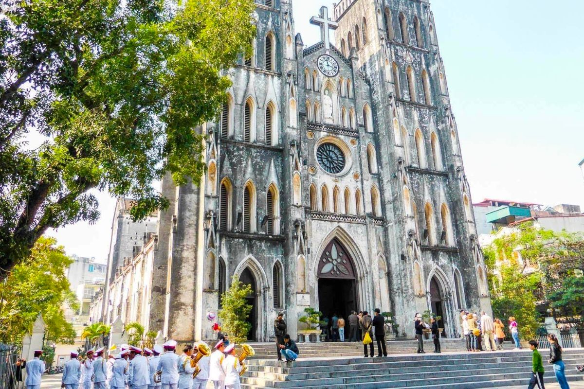 attractions in hanoi vietnam St. Joseph's Cathedral