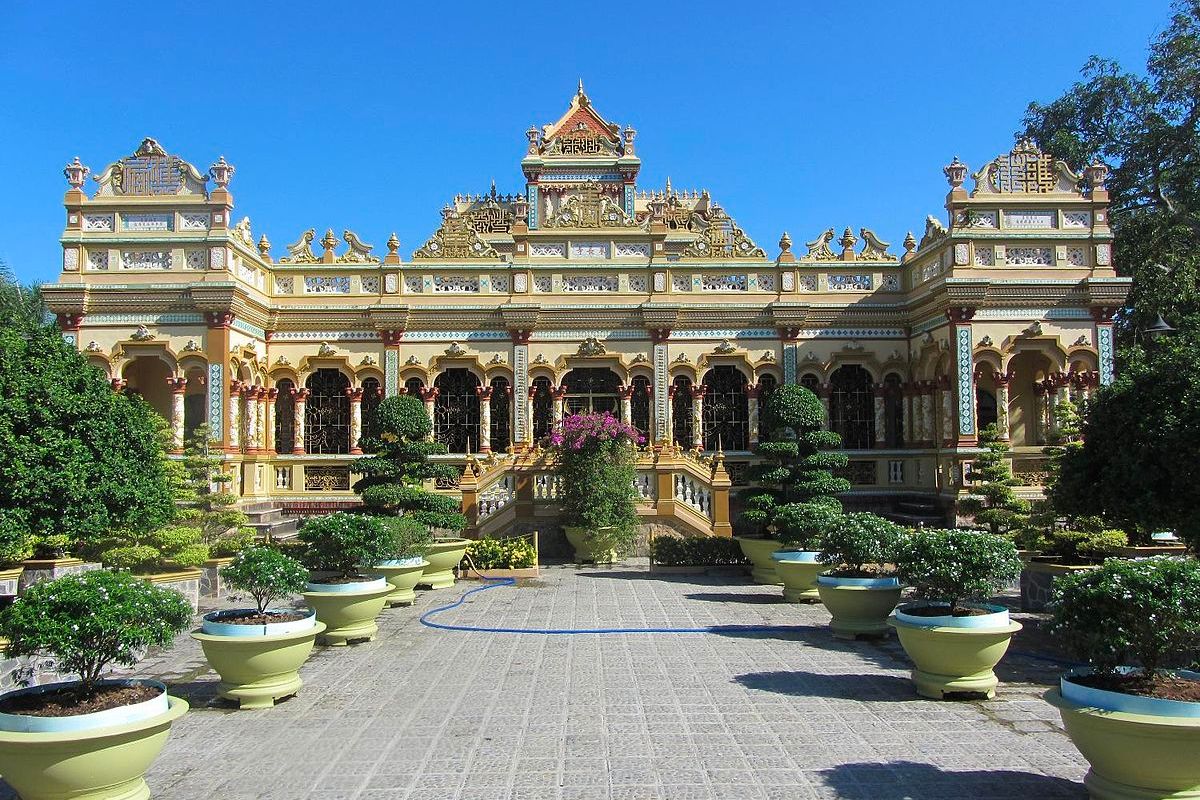 Ho Chi Minh City Mekong Delta Tour Vinh Trang Pagoda