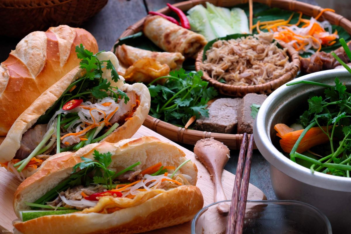 food tour ho chi minh city