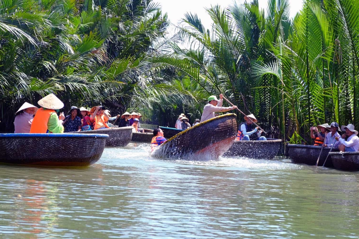 Hoi An attractions cam thanh coconut village
