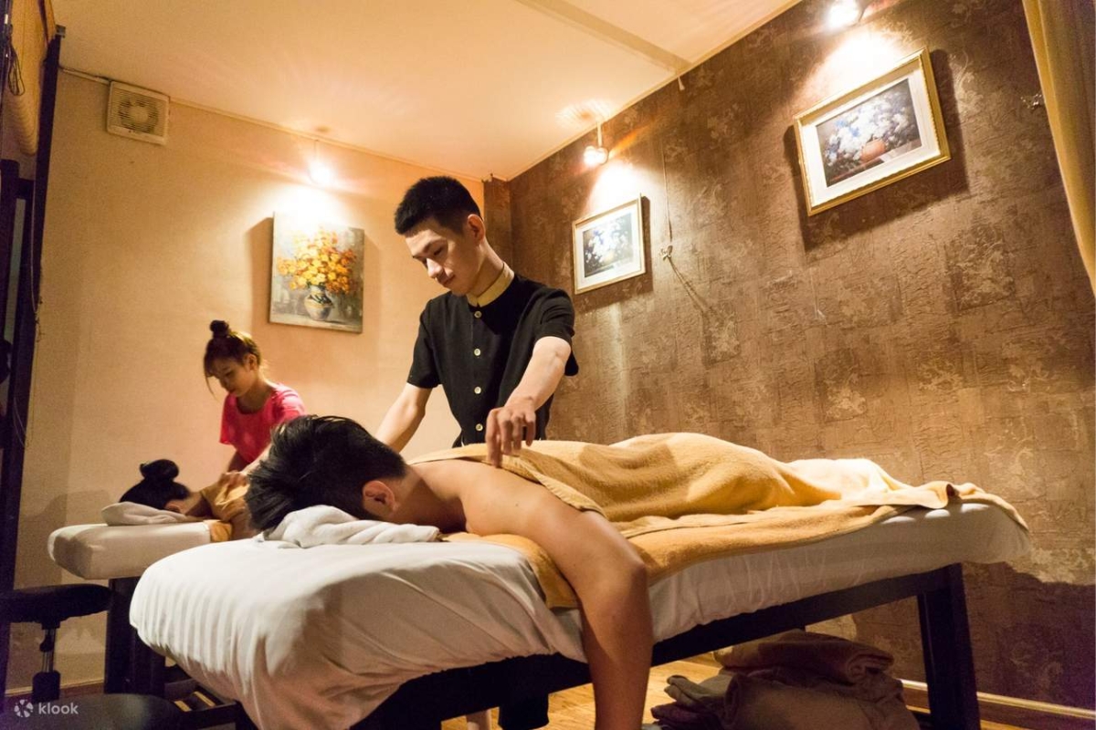 things to do in Saigon during Tet relax in spa