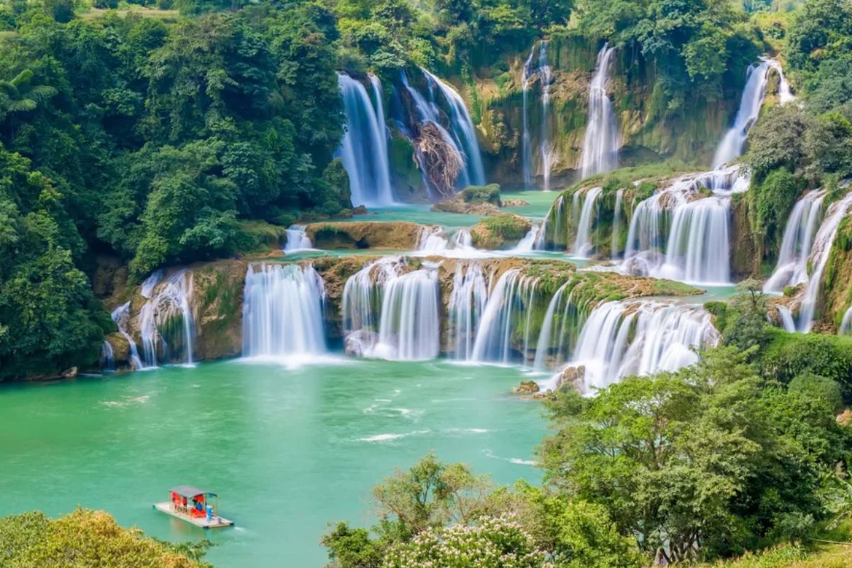 things to know before going to vietnam cao bang vietnam