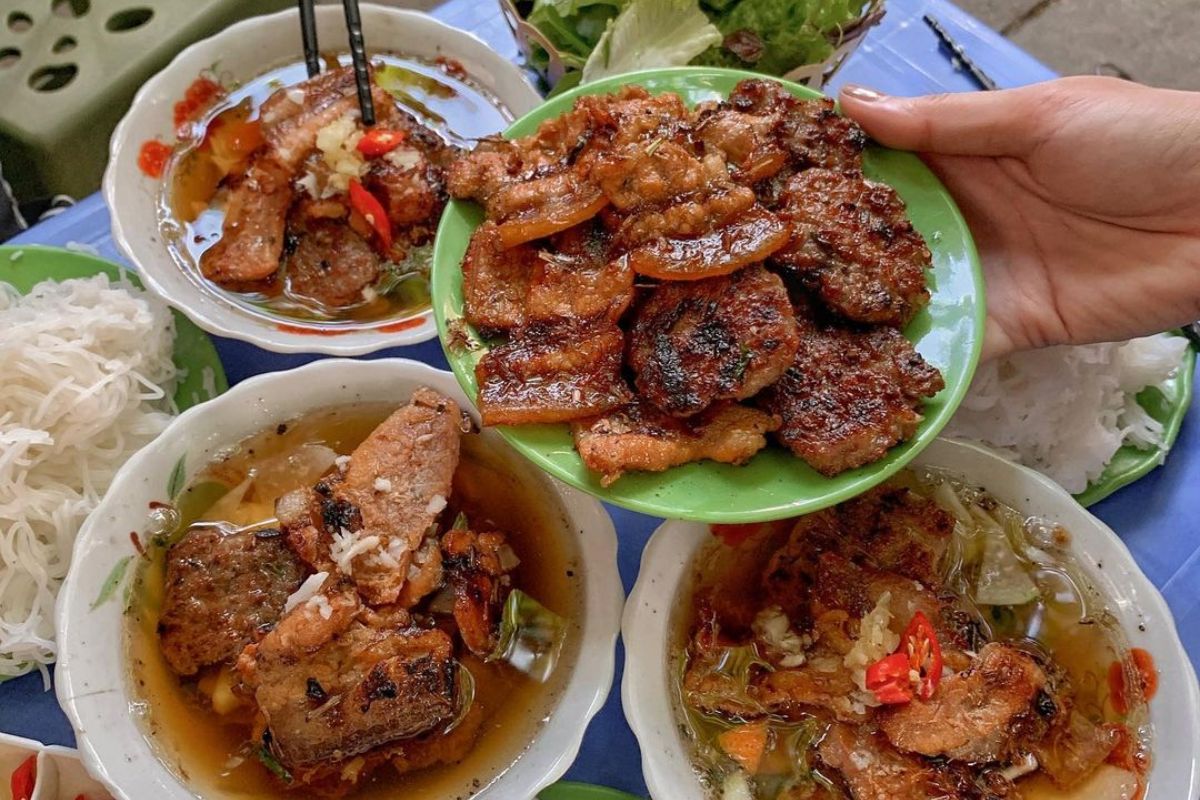 street food in vietnam bun cha