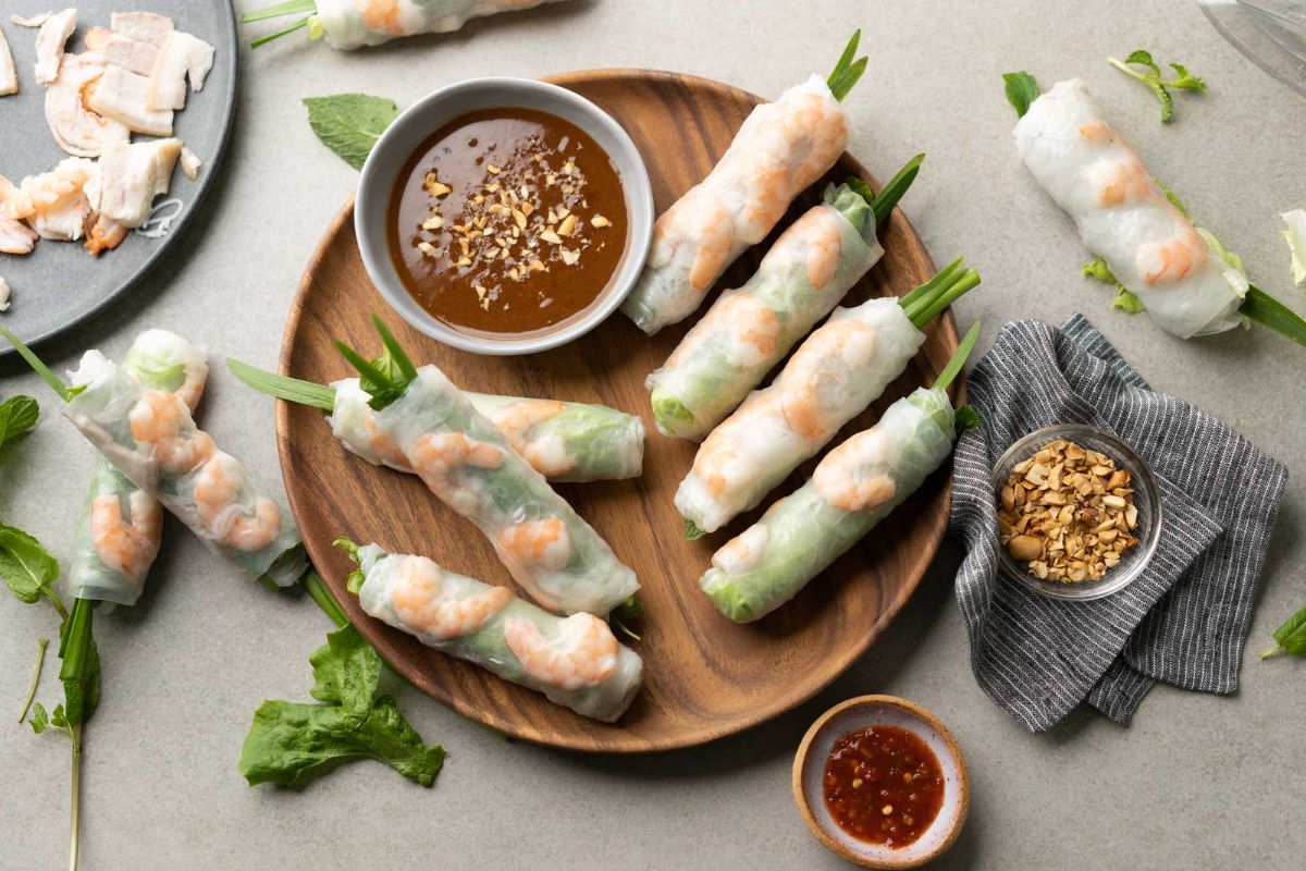 things to eat in vietnam goi cuon