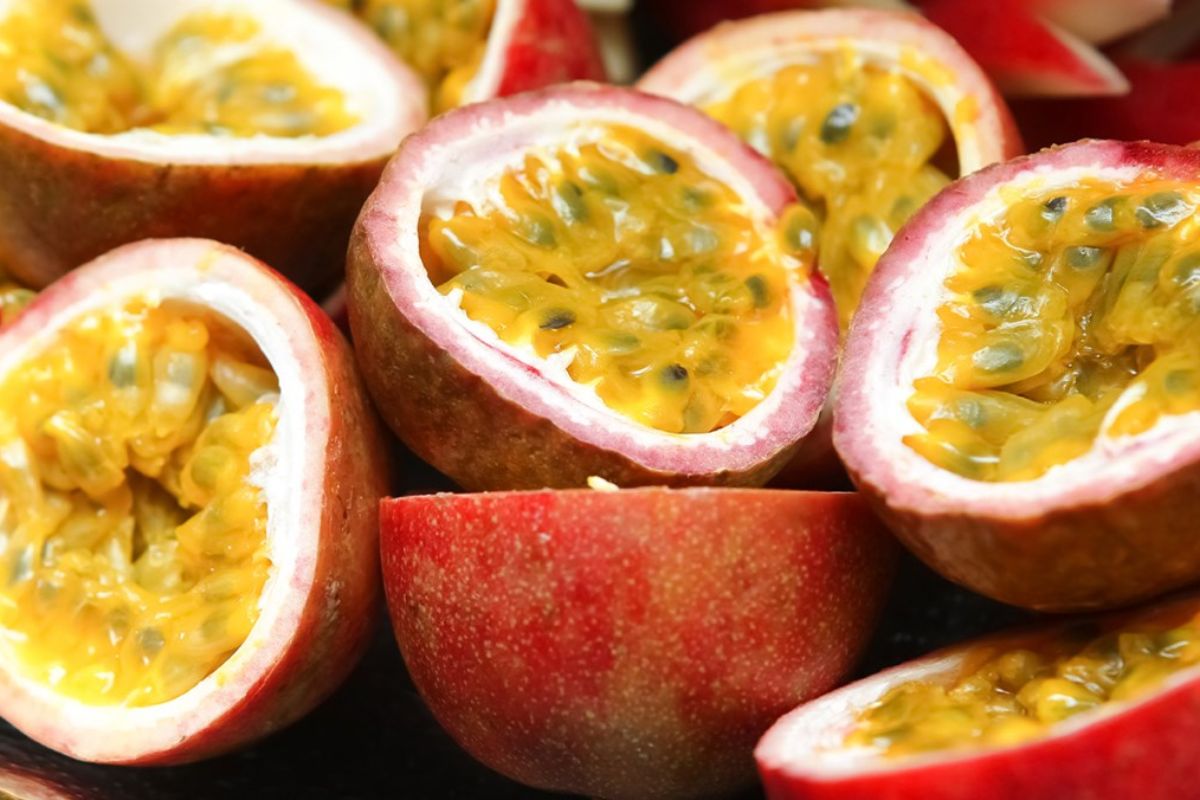 best fruit to eat in vietnam passion fruit