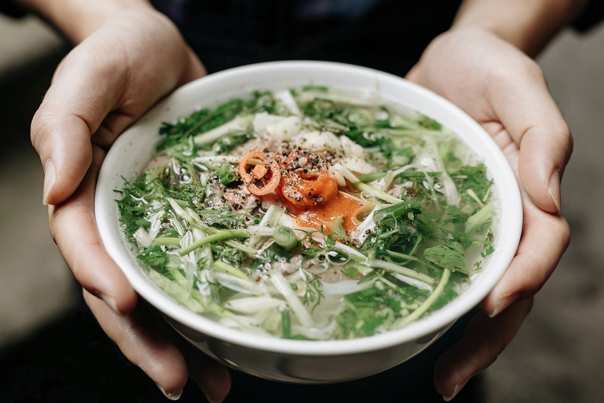 places to eat in hanoi vietnam pho thin