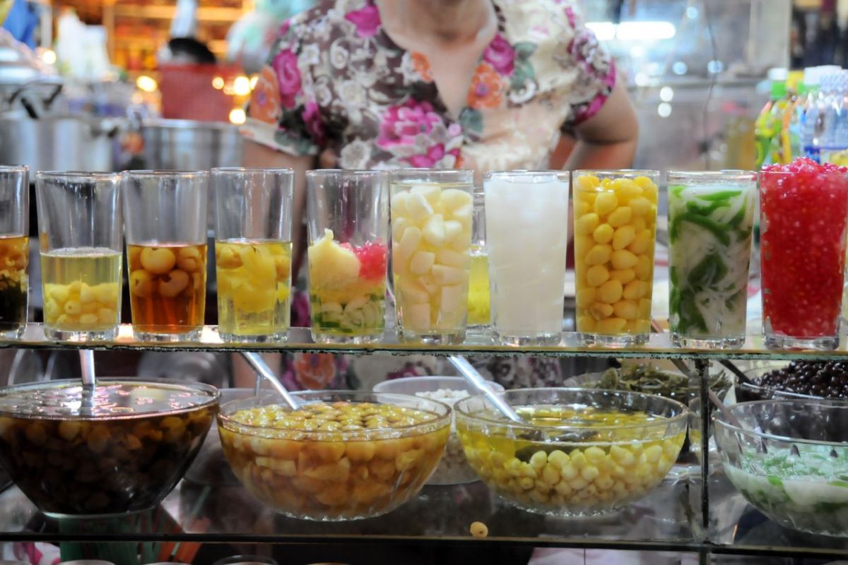 street food in vietnam vietnamese sweet soup