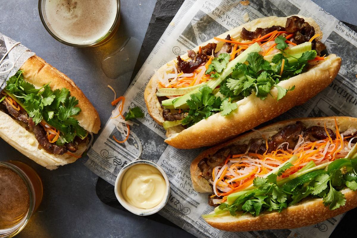 traditional vietnamese foods banh mi vietnam