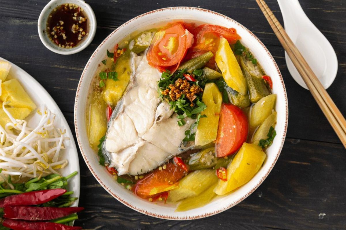 traditional vietnamese foods canh chua vietnam