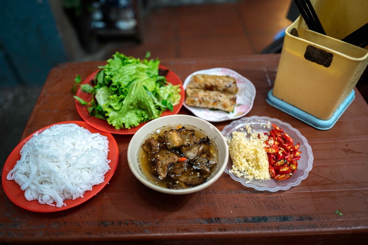 is it cheap to eat in vietnam Bun Cha