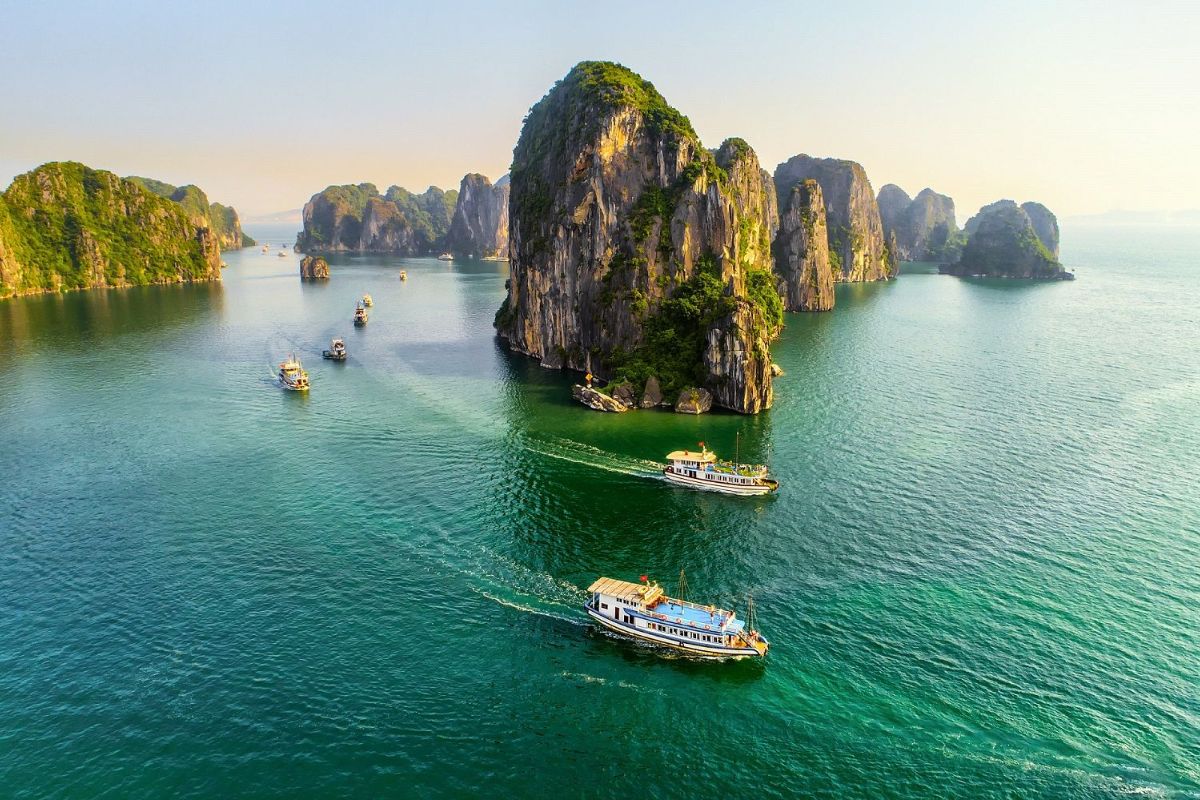 best time to visit halong bay halong bay cruise