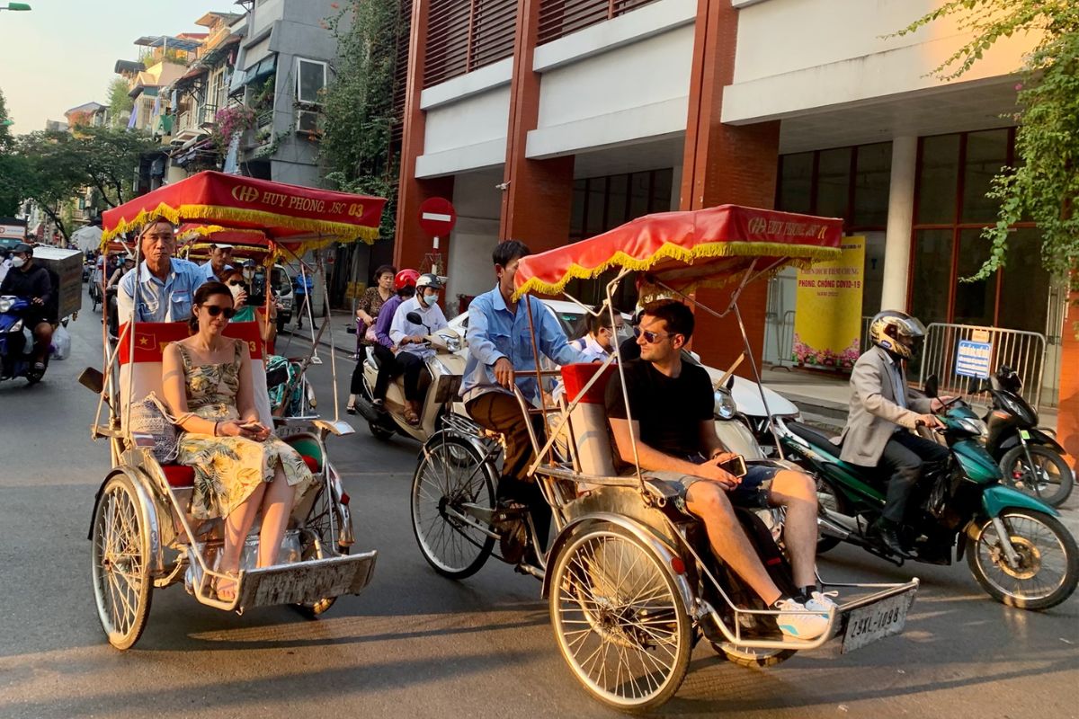 are americans welcome in vietnam hanoi cycle tour