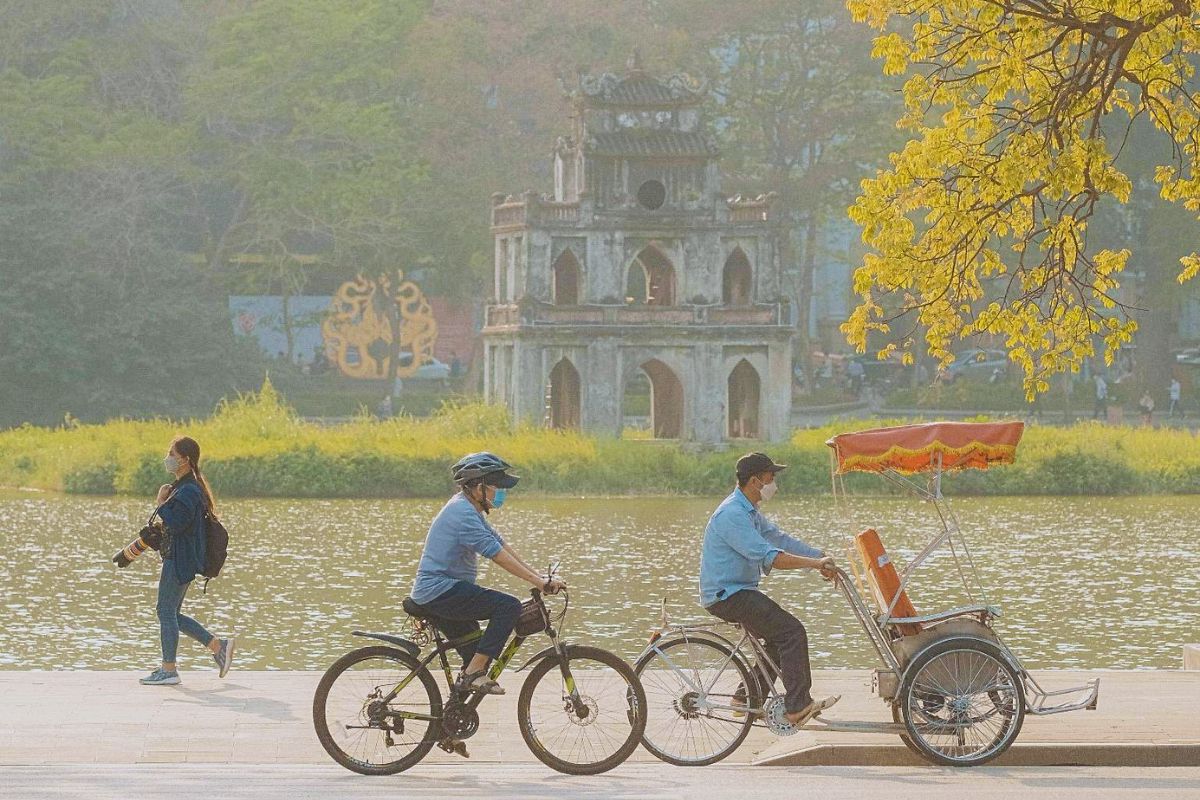 best time to visit hanoi hanoi hoan kiem lake