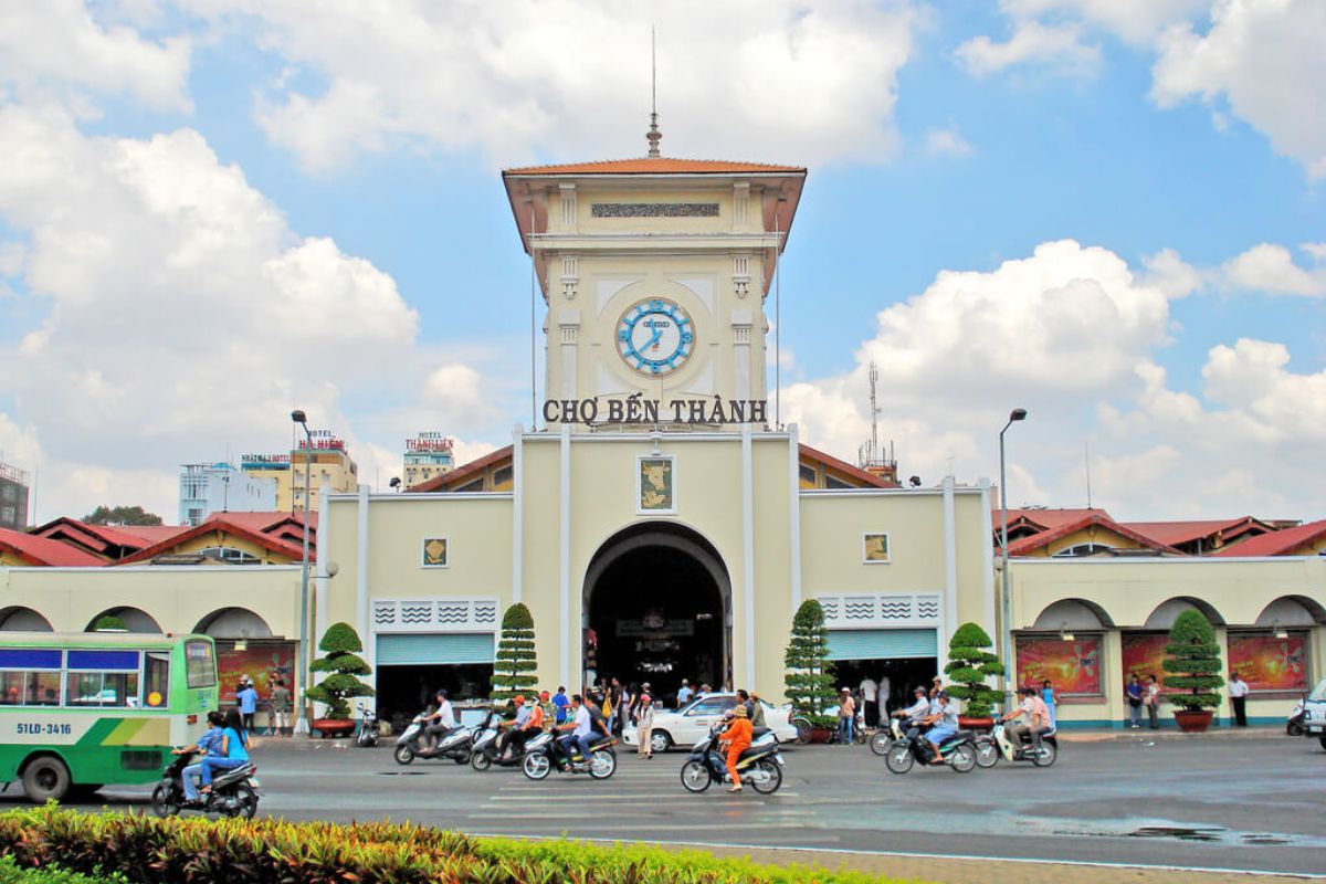 ho chi minh city july weather ben thanh market