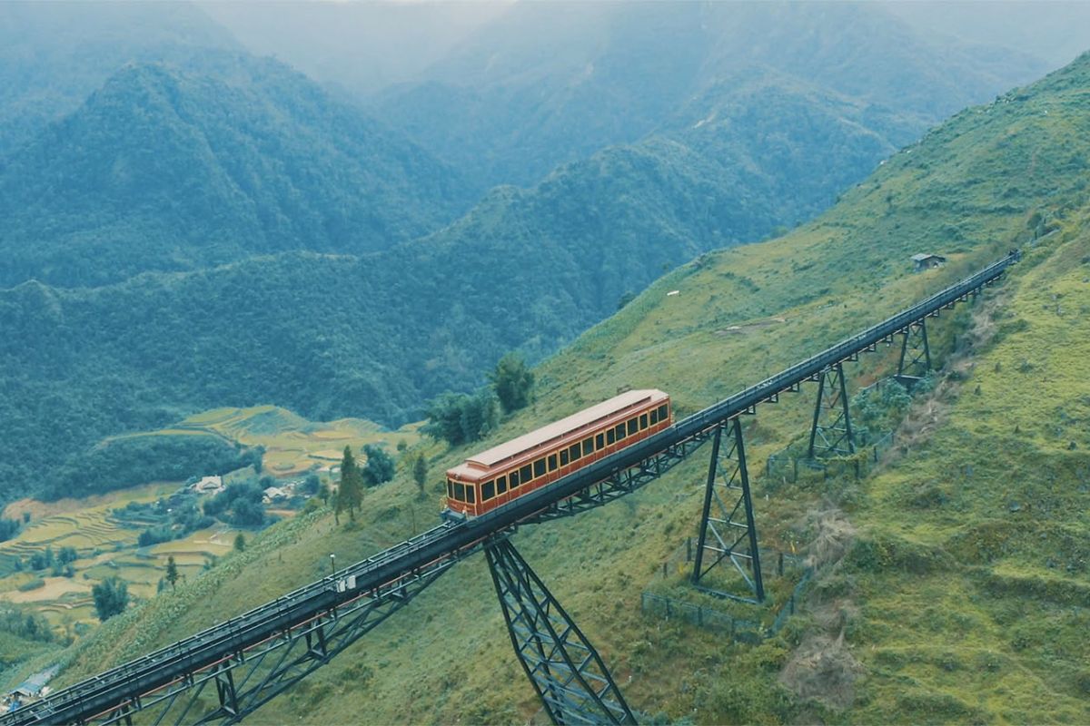 best time visit sapa sapa train