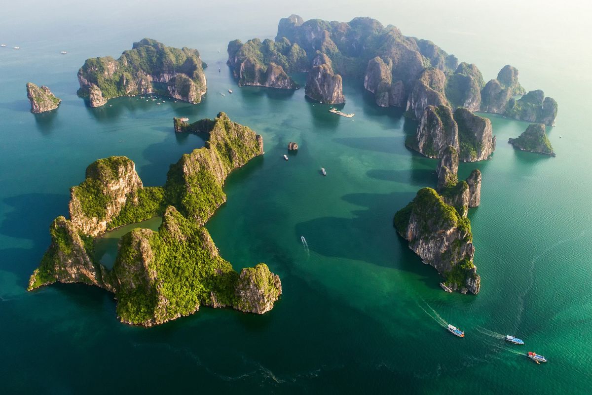 vietnam climate in january halong bay in january