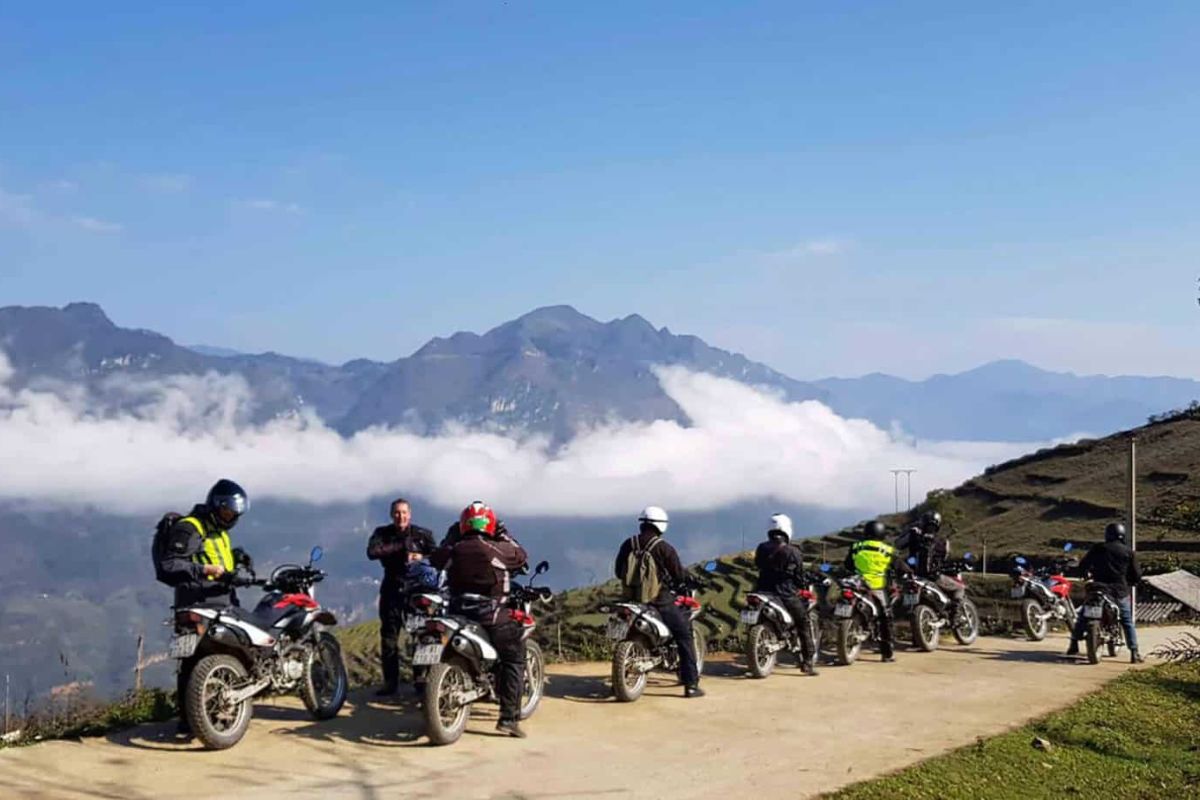 traveling through vietnam vietnam motorbike tour