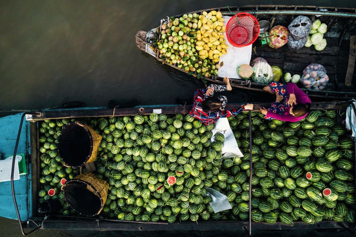 vietnam itinerary 7 days vietnamese floating market